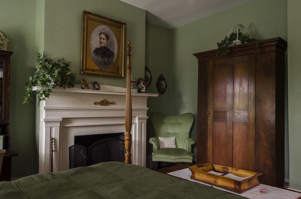 Munro House Bed And Breakfast Jonesville Oda fotoğraf