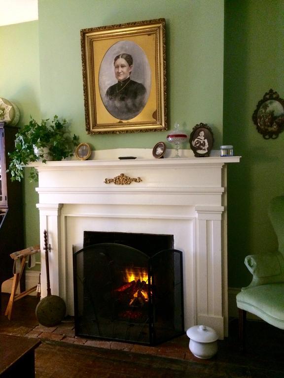 Munro House Bed And Breakfast Jonesville Oda fotoğraf