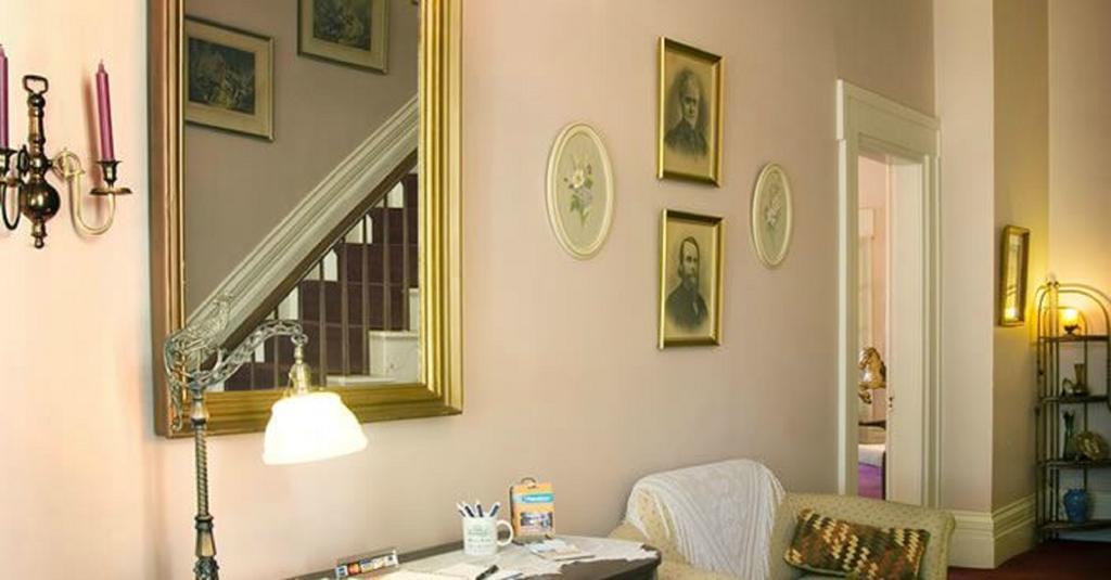 Munro House Bed And Breakfast Jonesville Dış mekan fotoğraf