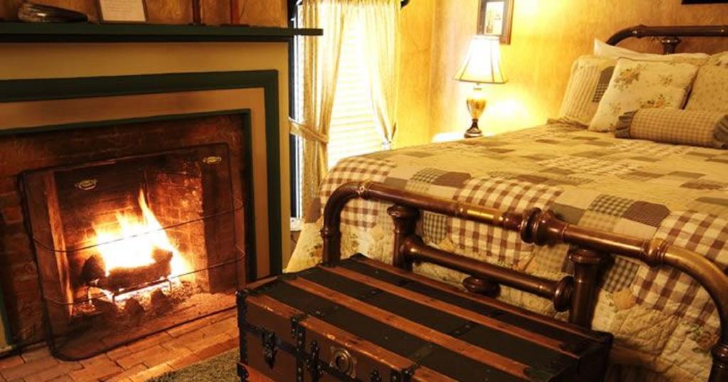 Munro House Bed And Breakfast Jonesville Oda fotoğraf