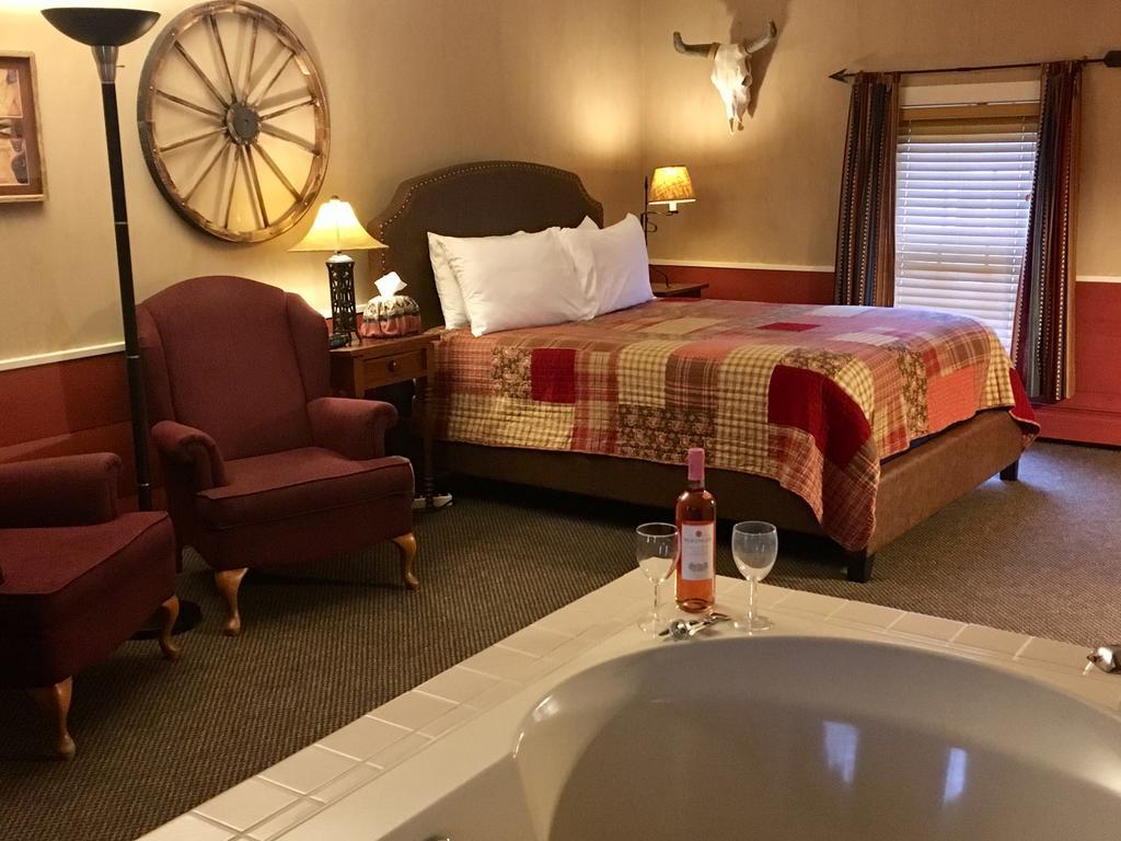 Munro House Bed And Breakfast Jonesville Dış mekan fotoğraf